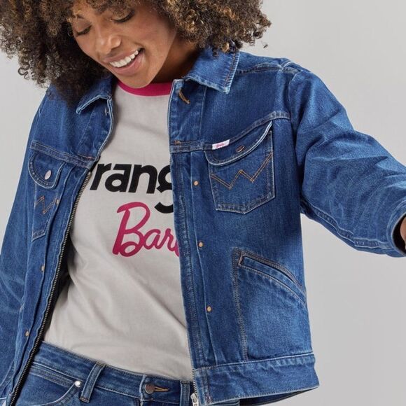 Wrangler-Barbie denim Jean jacket sz XL LE 
Classic 60s jean jacket New w/tags - Picture 2 of 16